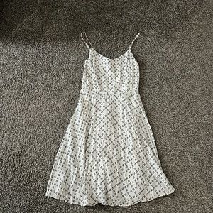 Size SP white sundress